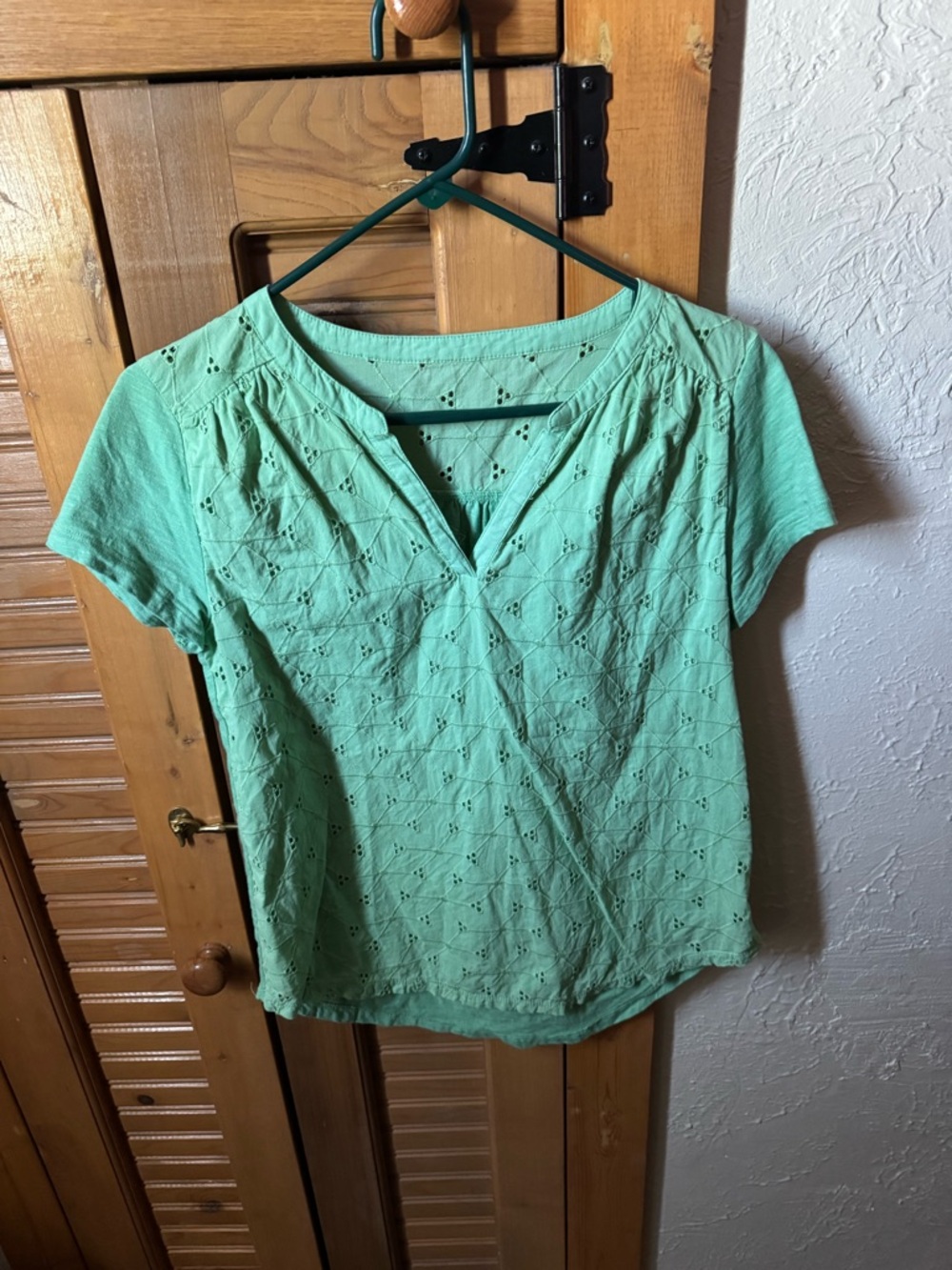 Women’s St. John’s Bay Mint Eyelet Short Sleeve Top